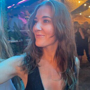 Meet your Posher, Julia